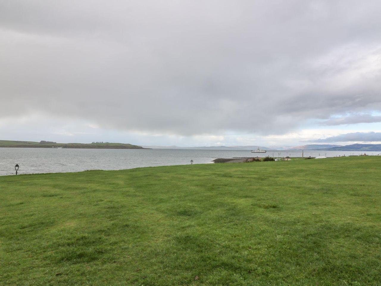 Cumbrae View Apartamento Largs Exterior foto